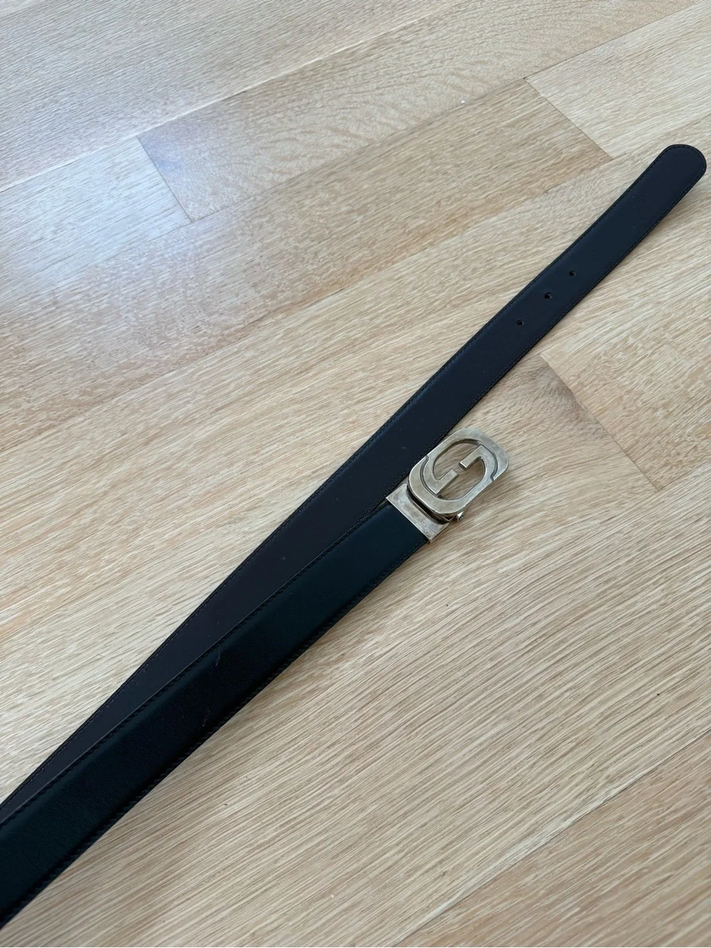 Authentic Gucci Black Leather Men’s Belt with Gold Interlocking G Buckle